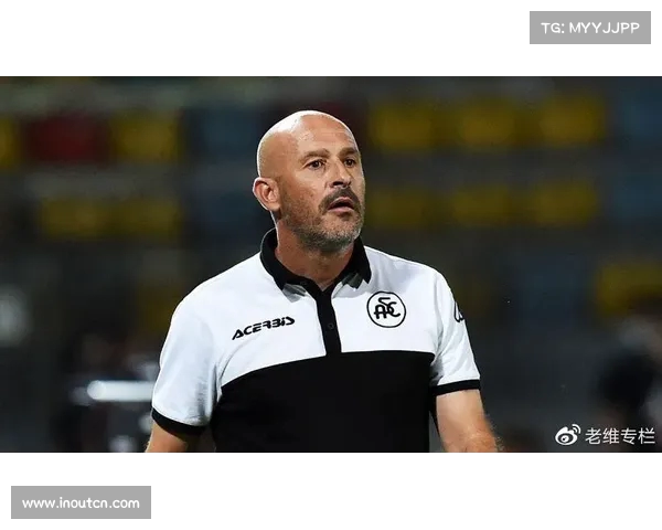 米兰跟队:珀斯光荣即便踢意丙也难保级 科莫托将赴斯佩齐亚 米兰跟队:珀斯光荣即便踢意丙也难保级 科莫托将赴斯佩齐亚